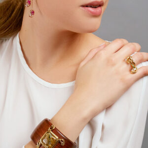 Dangling Paisley Emerald Ring - Image 3